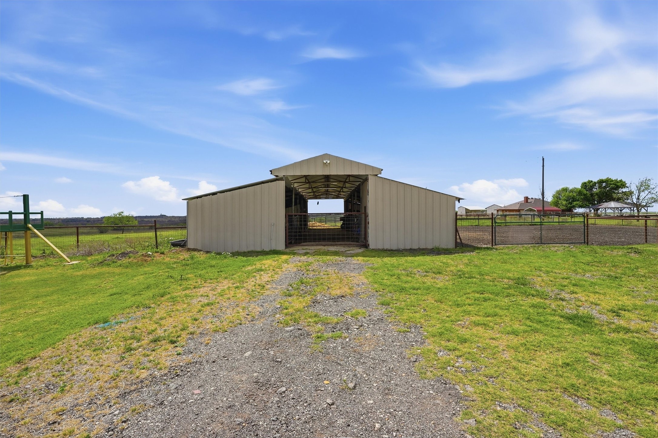1051 Pigg Road Waxahachie TX 75165