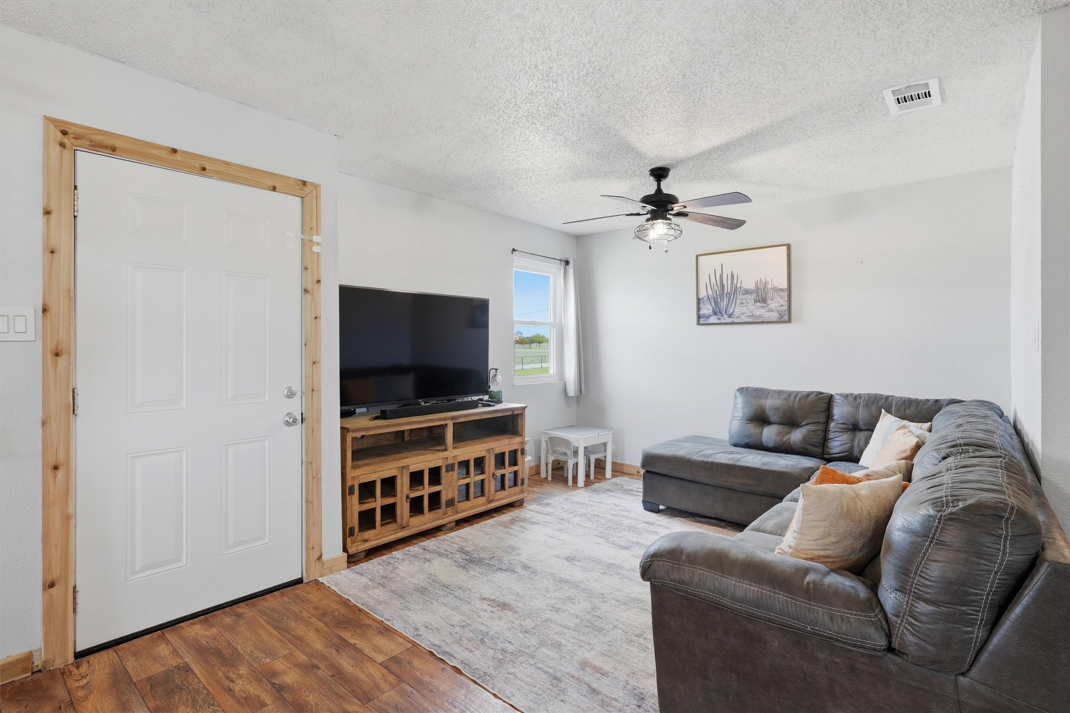 1051 Pigg Road Waxahachie TX 75165
