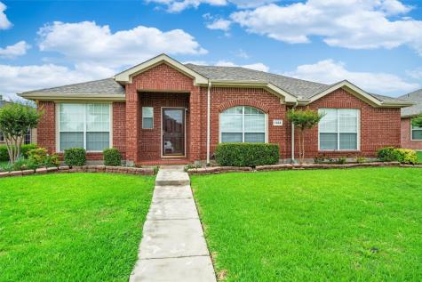 1324 Fieldstone Drive Desoto TX 75115