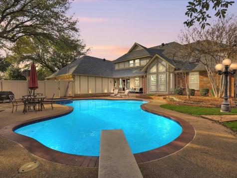 914 Wellington Drive Duncanville TX 75137