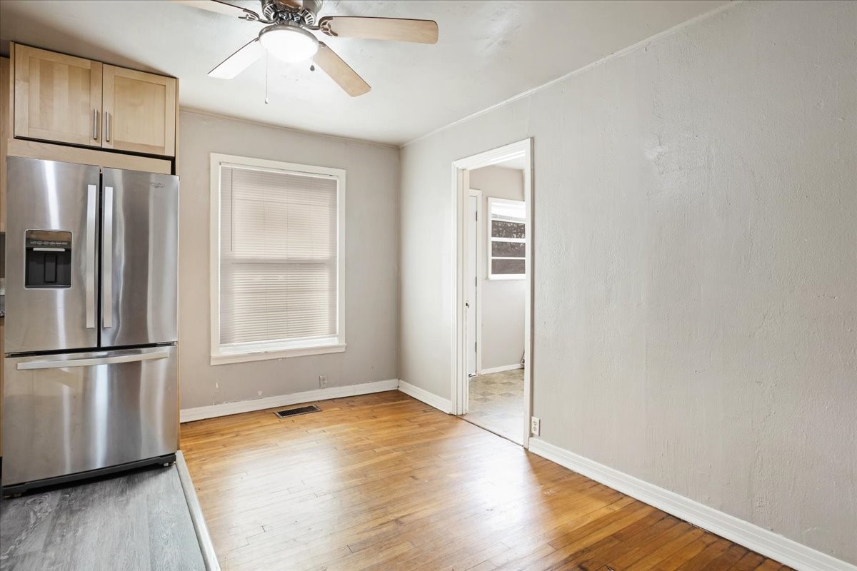 1528 W Day Street Denison TX 75020