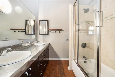 1528 W Day Street Denison TX 75020