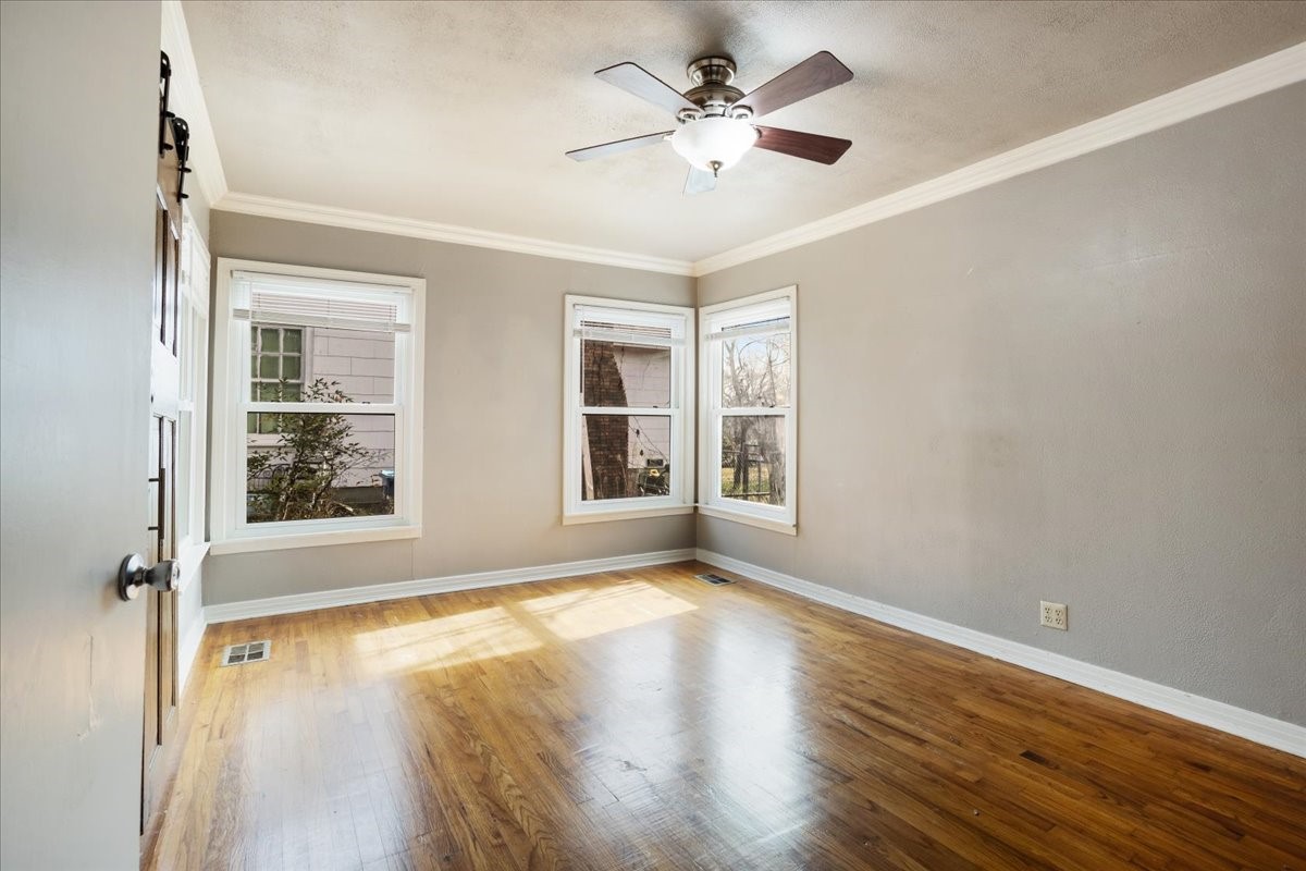 1528 W Day Street Denison TX 75020