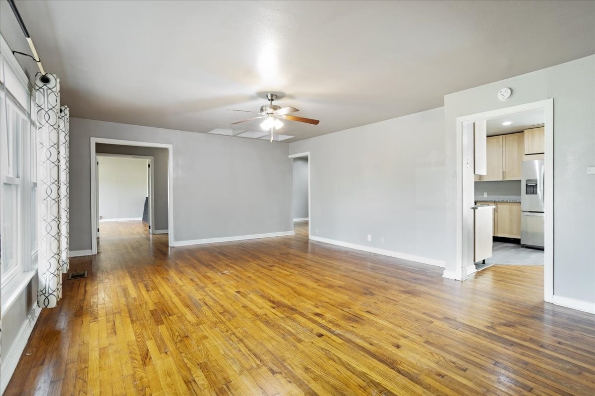 1528 W Day Street Denison TX 75020