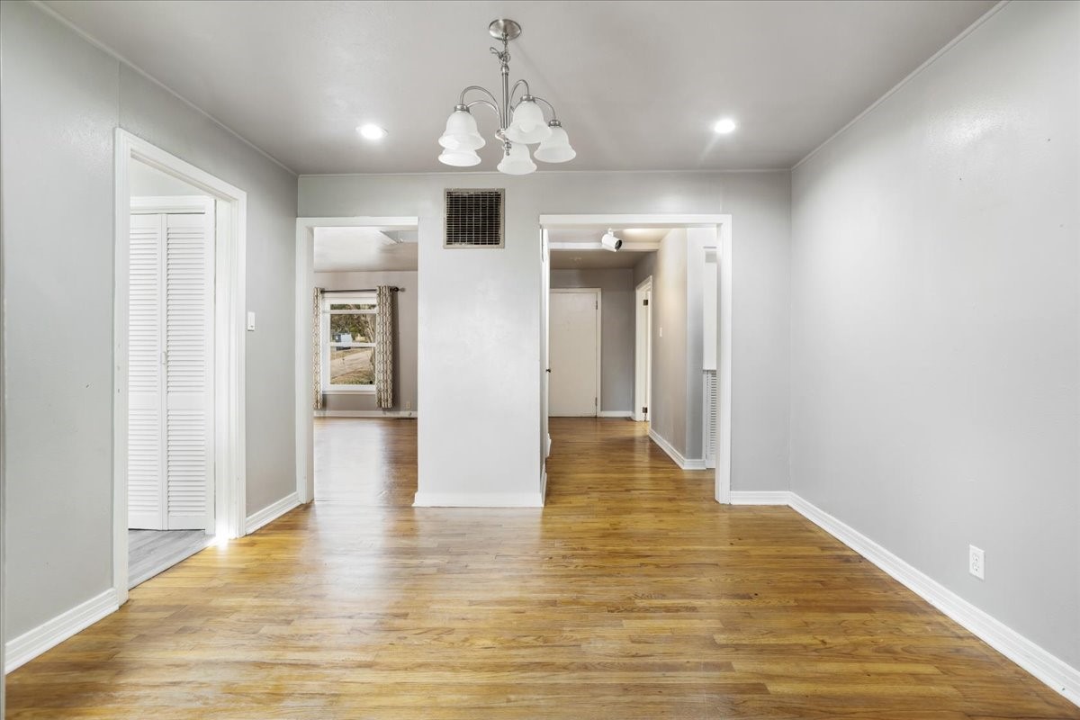 1528 W Day Street Denison TX 75020