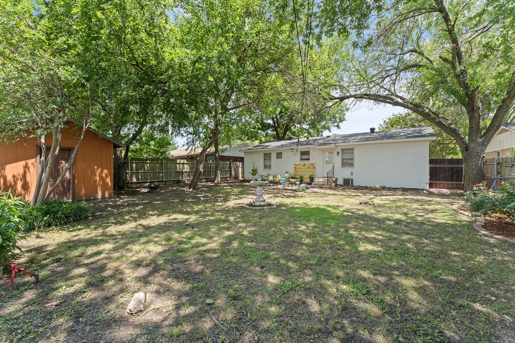 1413 Belmont Street Mesquite TX 75149
