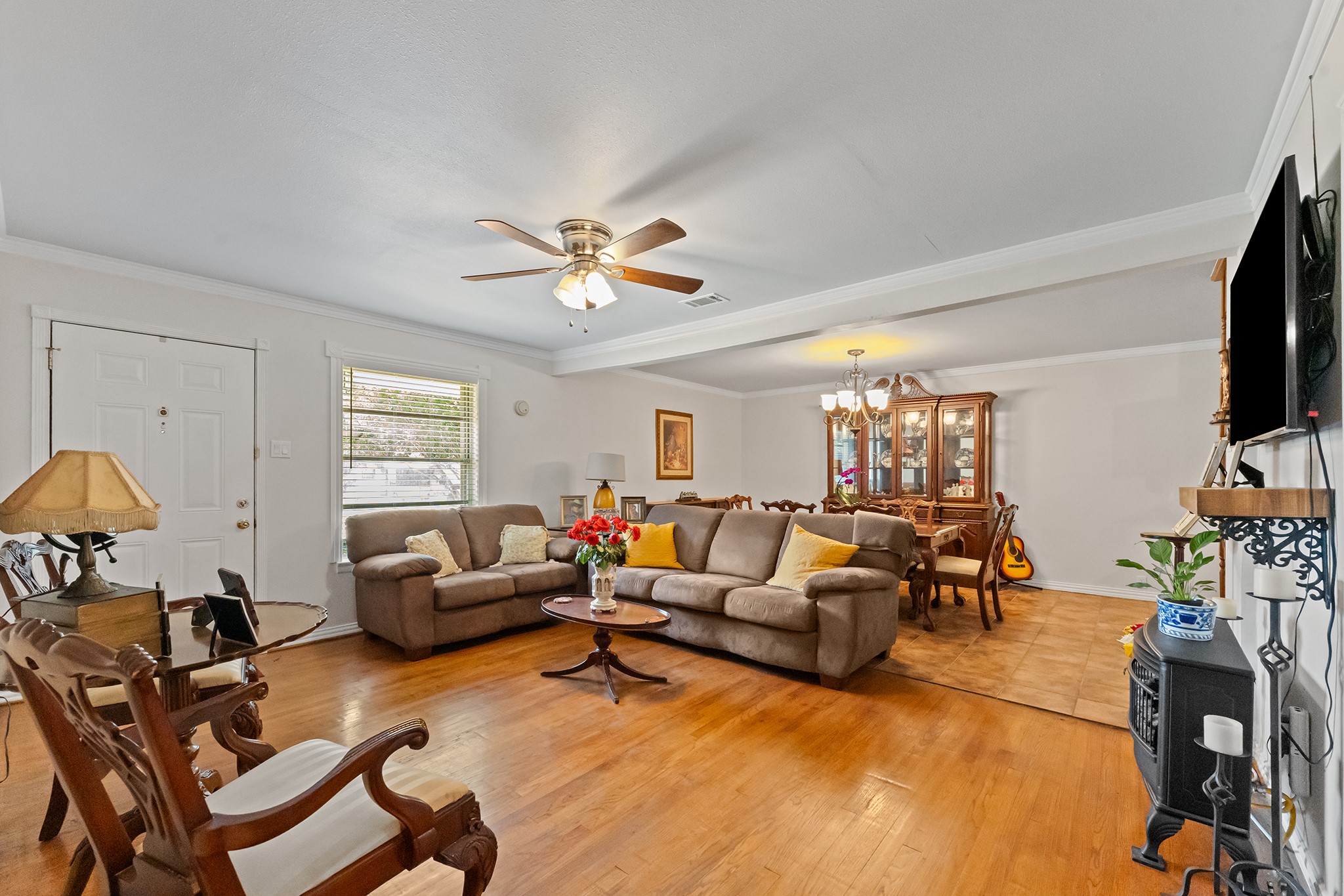 1413 Belmont Street Mesquite TX 75149