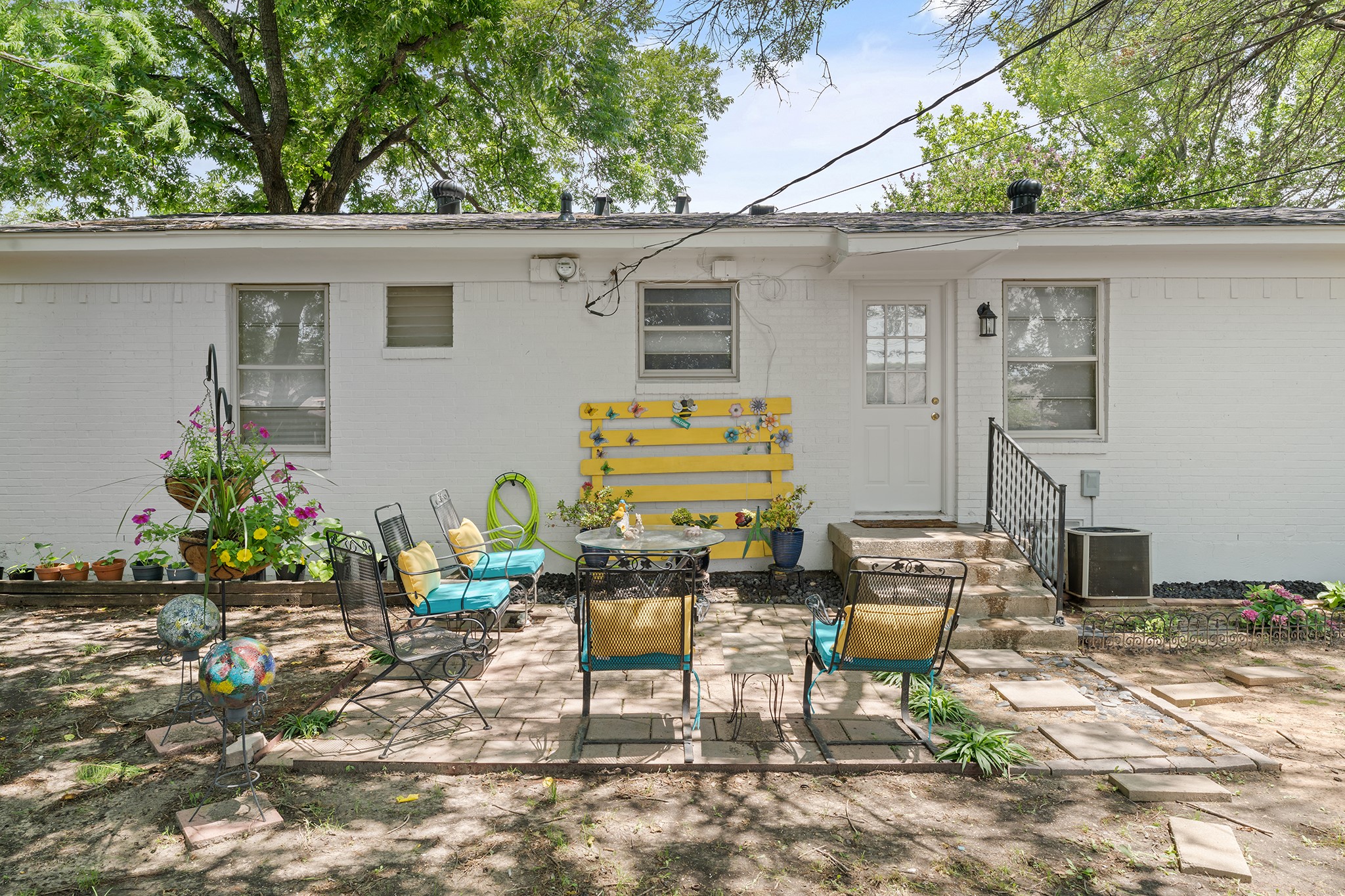 1413 Belmont Street Mesquite TX 75149