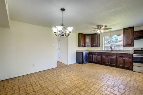 1414 Walworth Street Greenville TX 75401