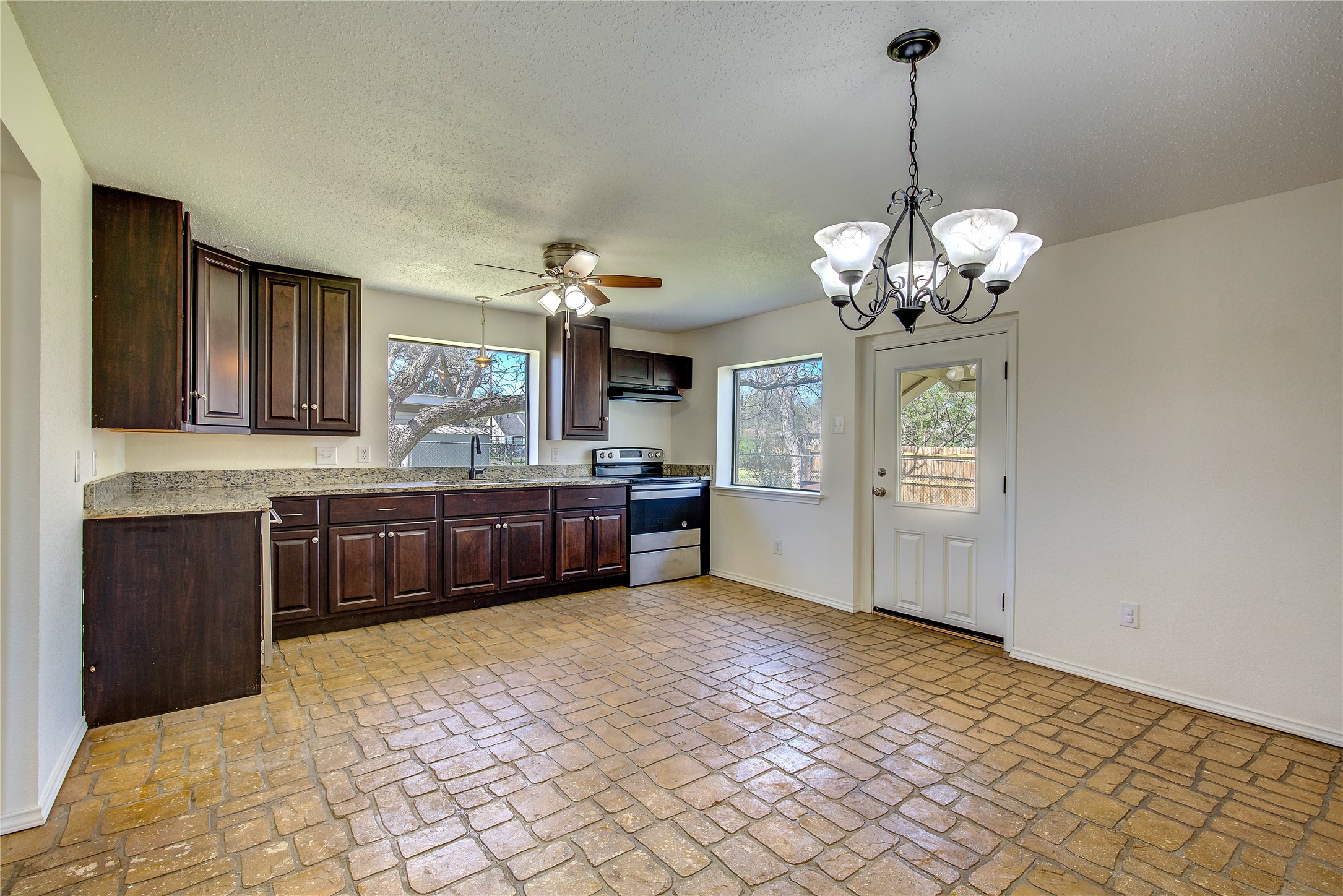 1414 Walworth Street Greenville TX 75401