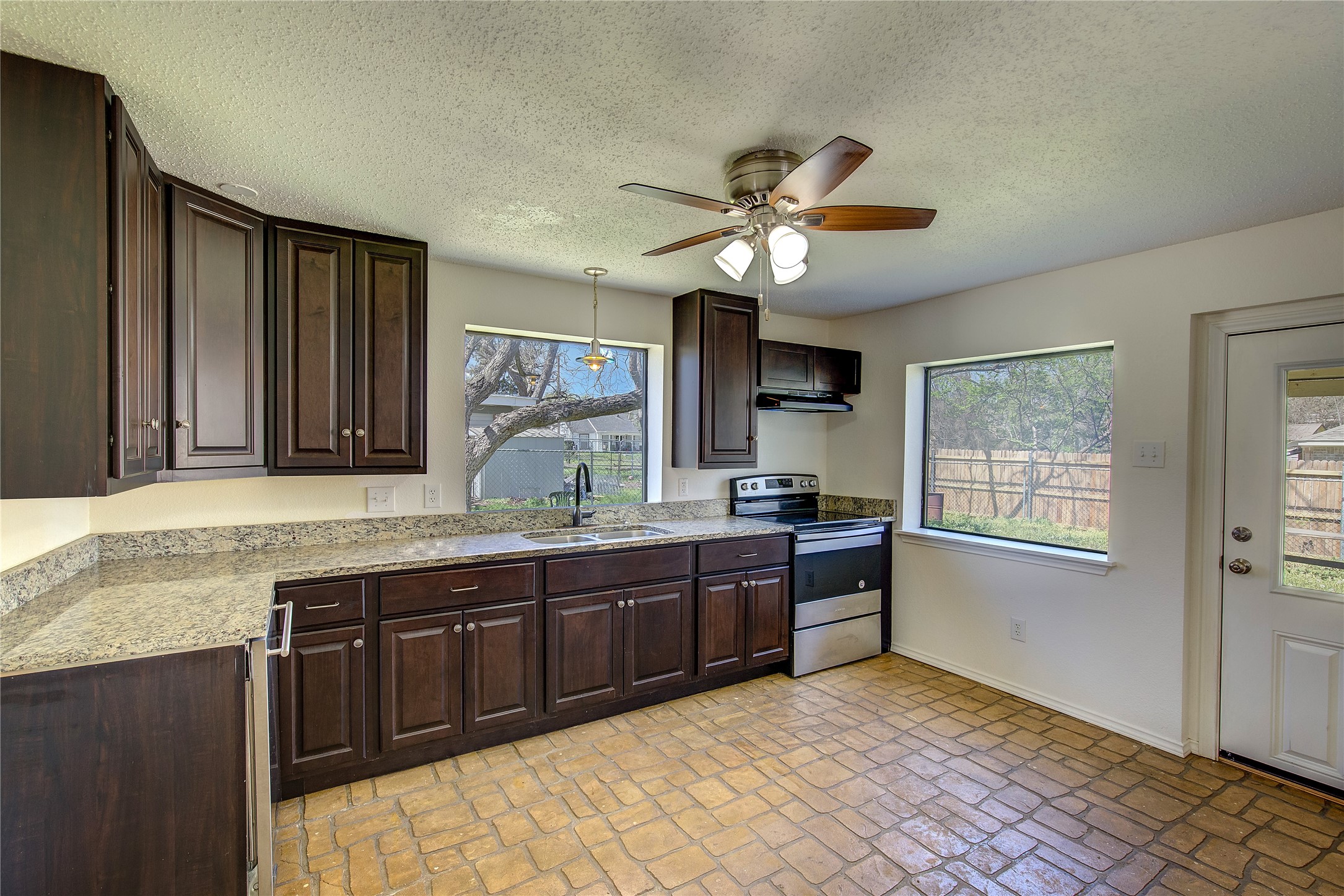 1414 Walworth Street Greenville TX 75401