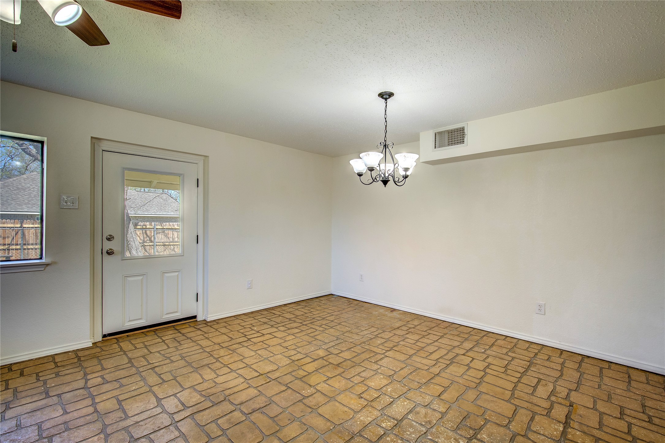 1414 Walworth Street Greenville TX 75401