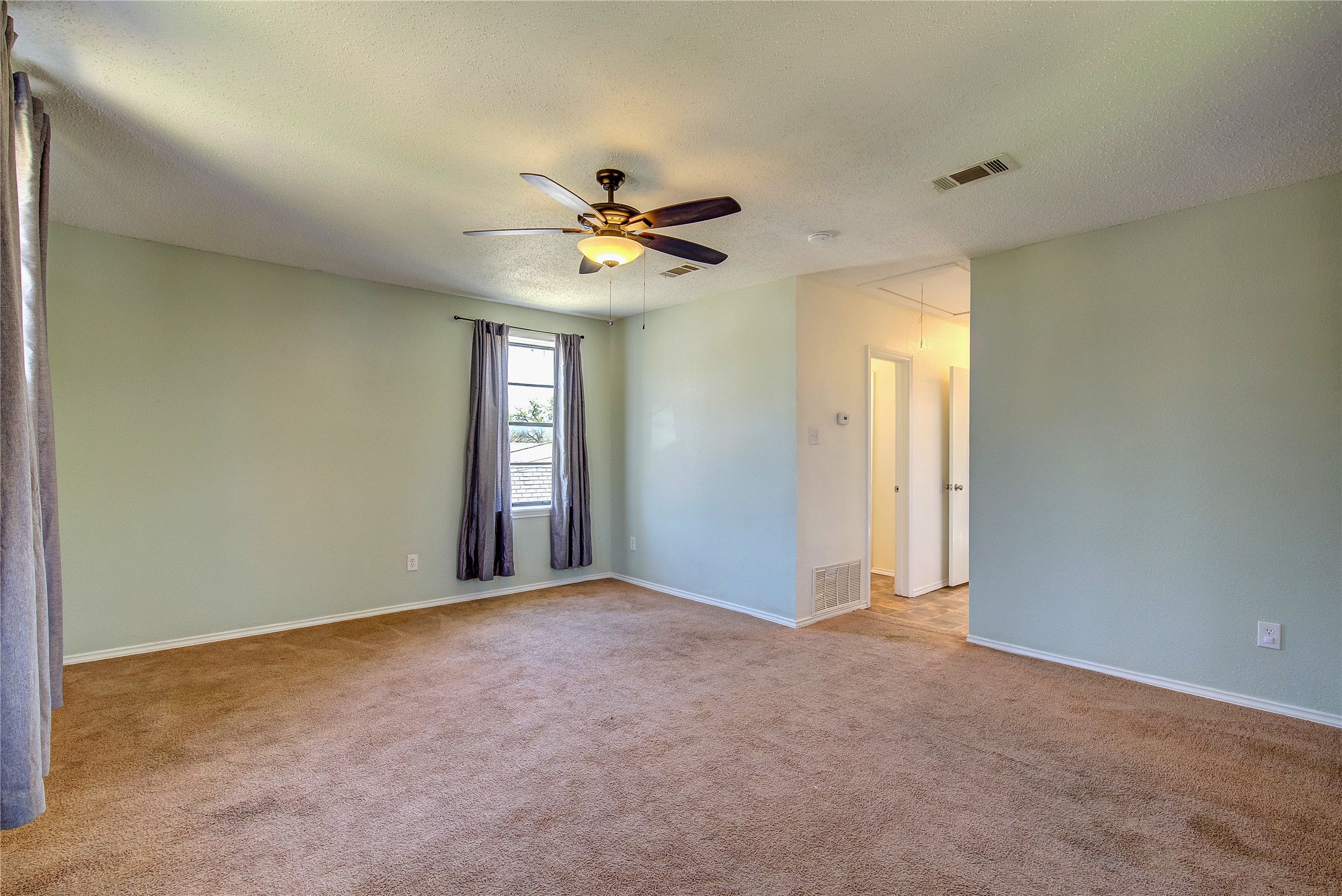 1414 Walworth Street Greenville TX 75401