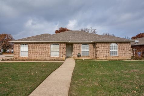 601 Oak View Court Azle TX 76020
