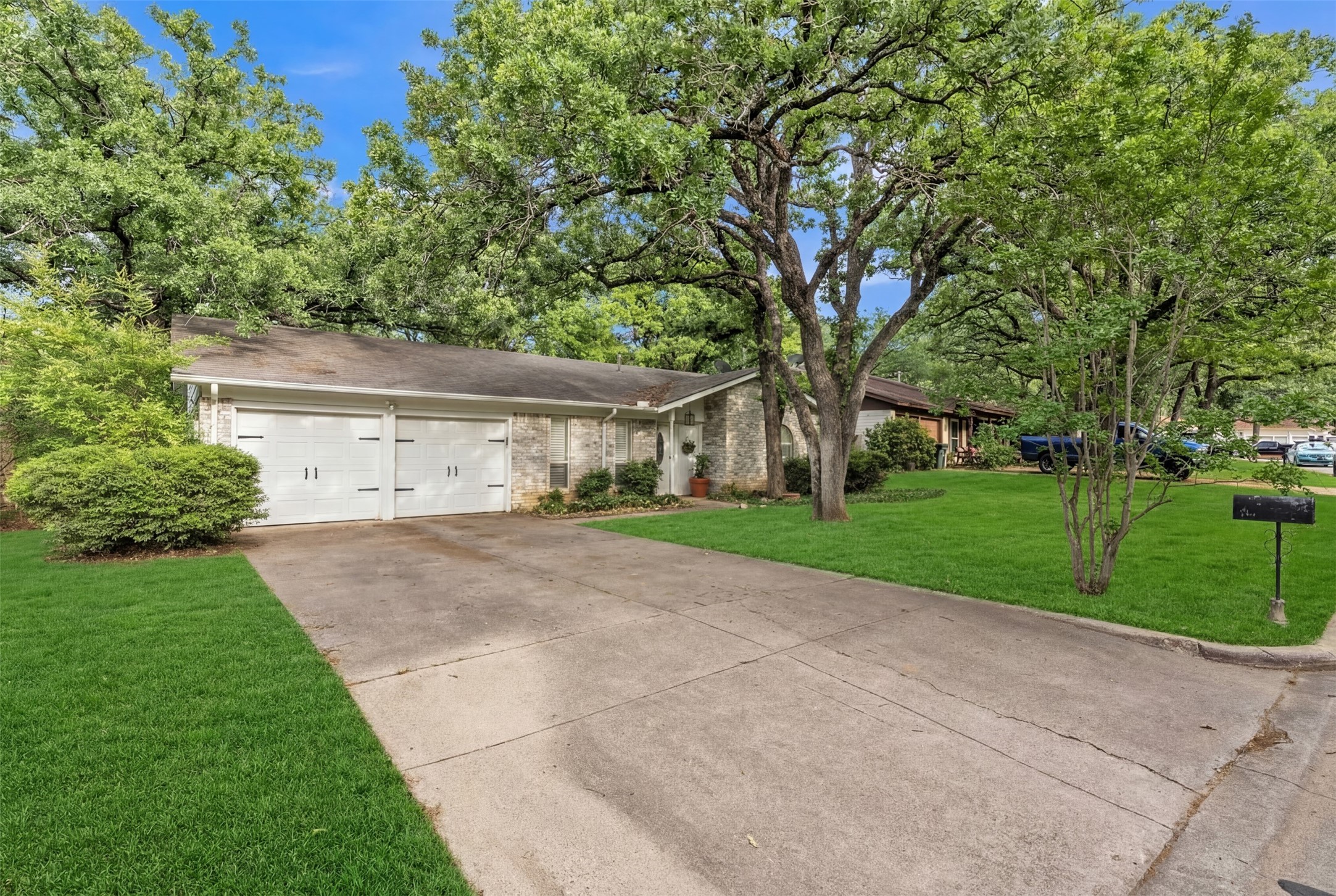 2908 Nancy Circle Arlington TX 76013
