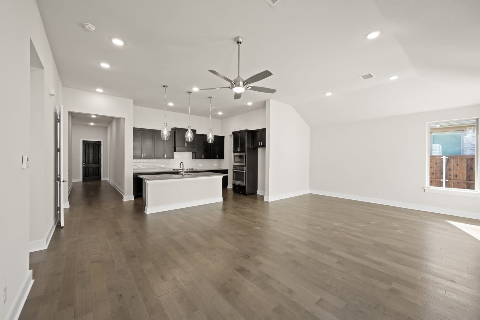 2235 Oak Branch Trail Midlothian TX 76065