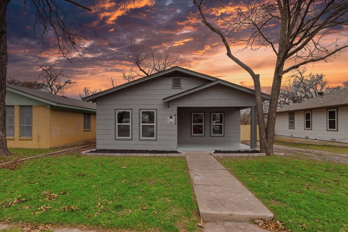 933 E Ramsey Avenue Fort Worth TX 76104