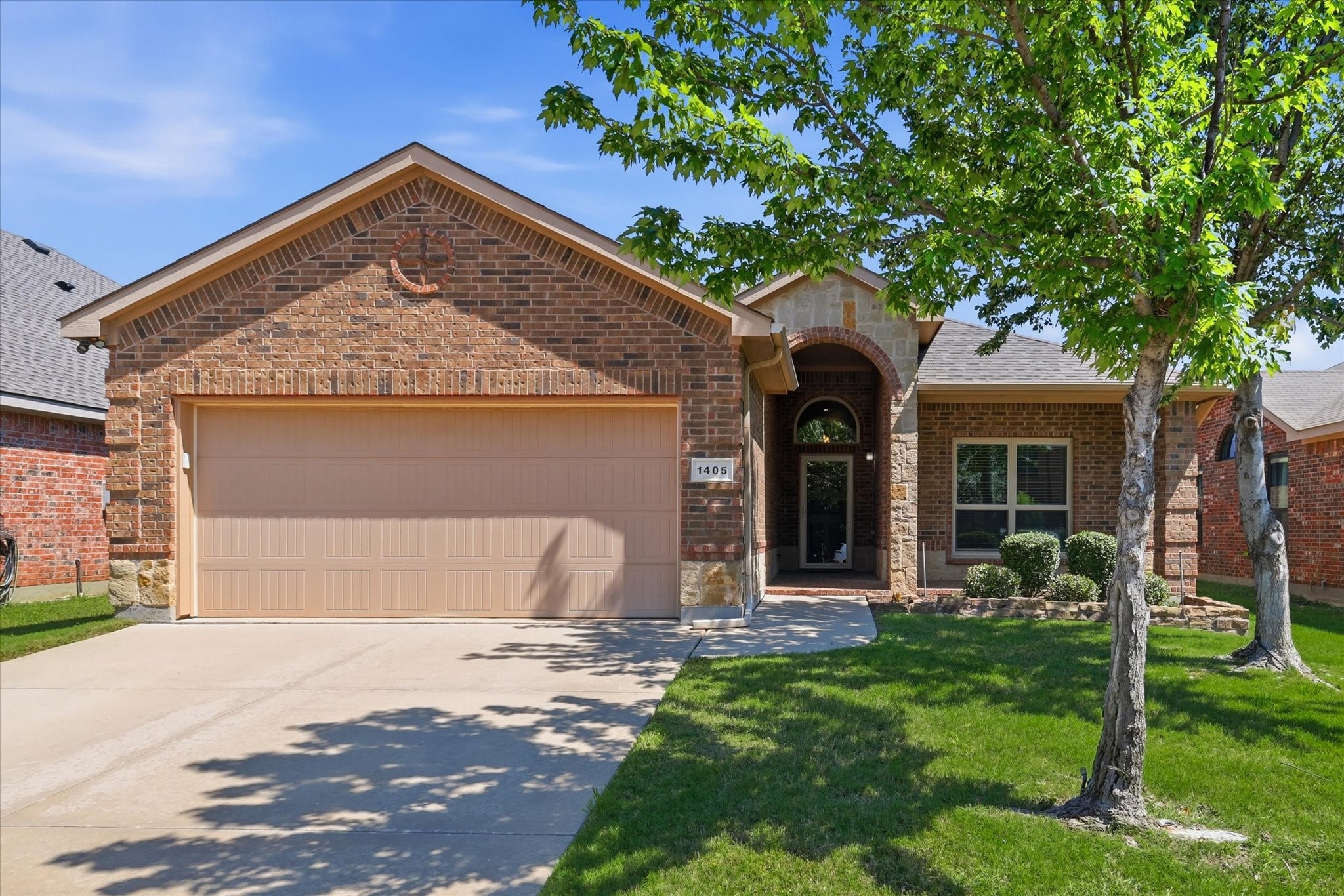 1405 Castlegar Lane Fort Worth TX 76247