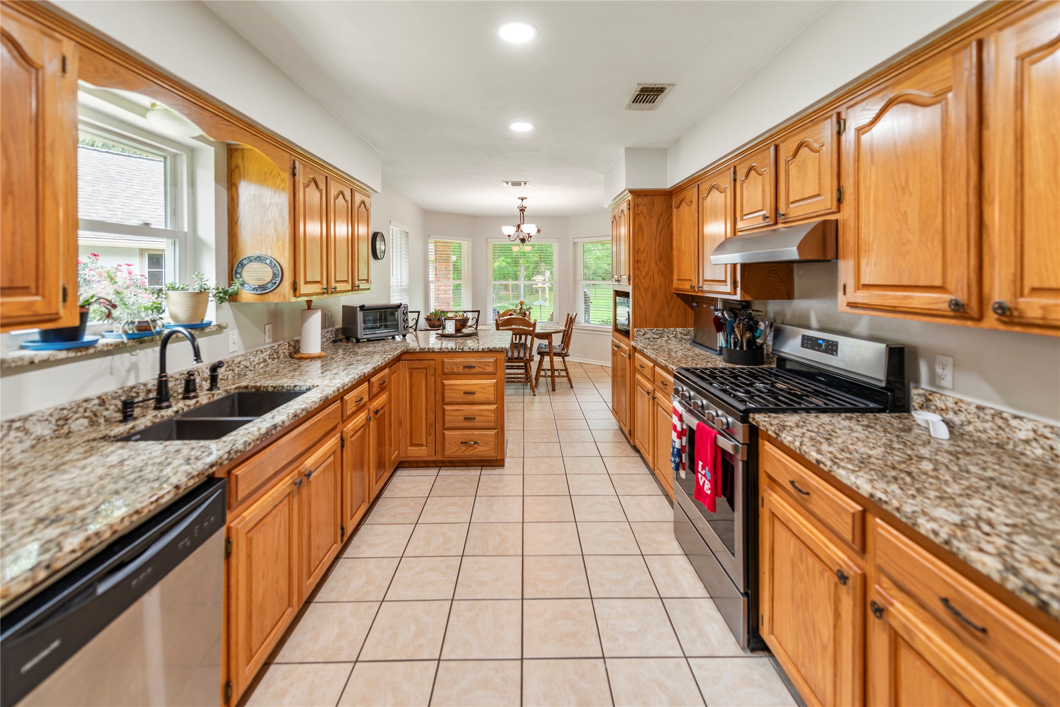 20 County Road 2938 S Pittsburg TX 75686