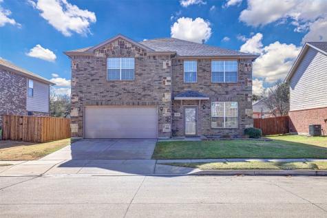 3948 Grizzly Hills Circle Fort Worth TX 76244
