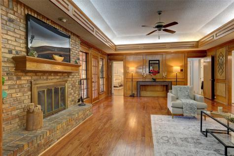 2918 Apple Valley Drive Garland TX 75043