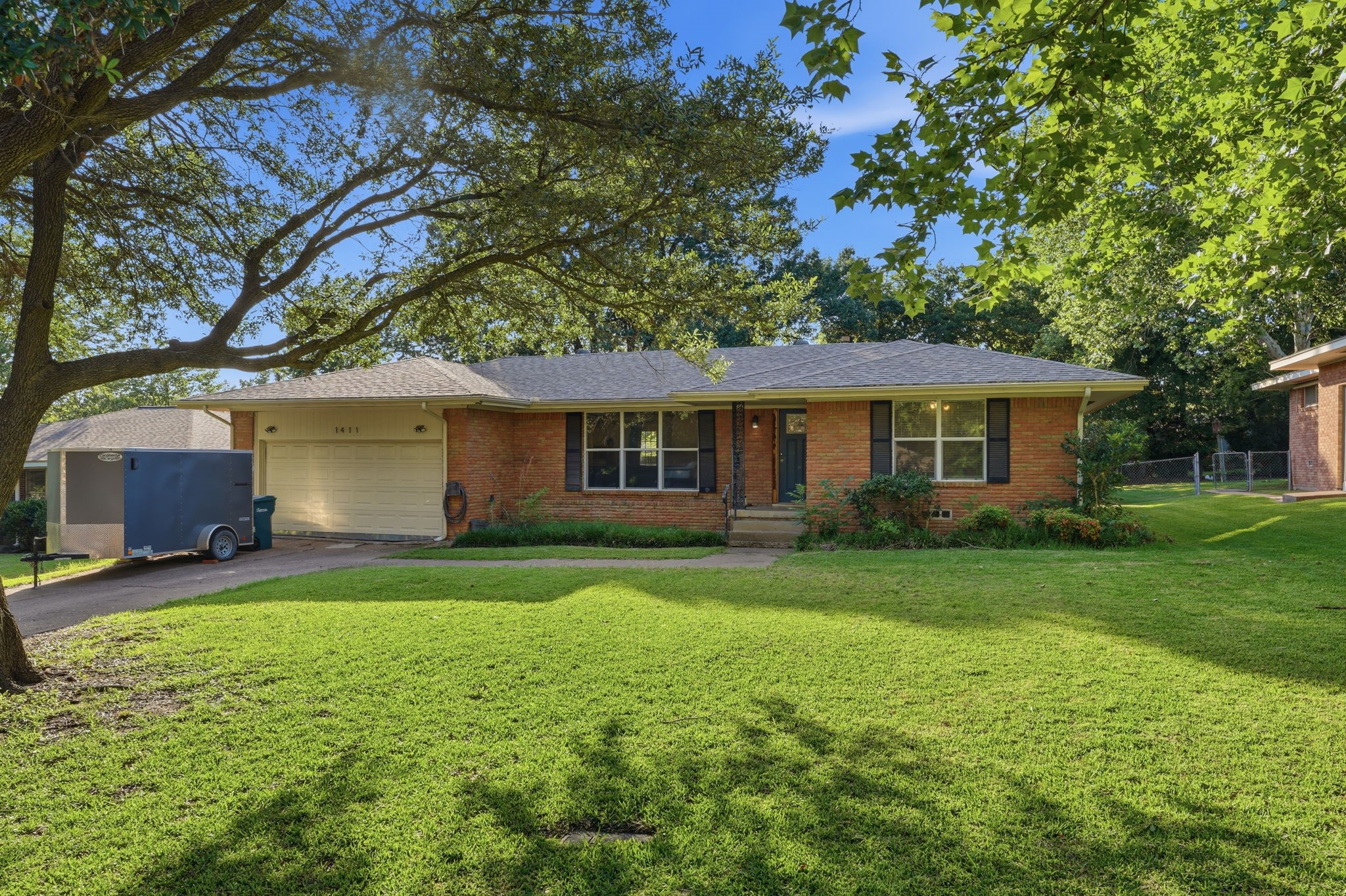 1411 Robin Drive Sherman TX 75092