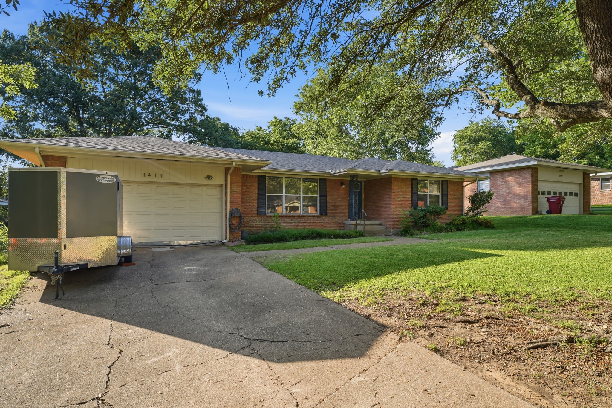1411 Robin Drive Sherman TX 75092