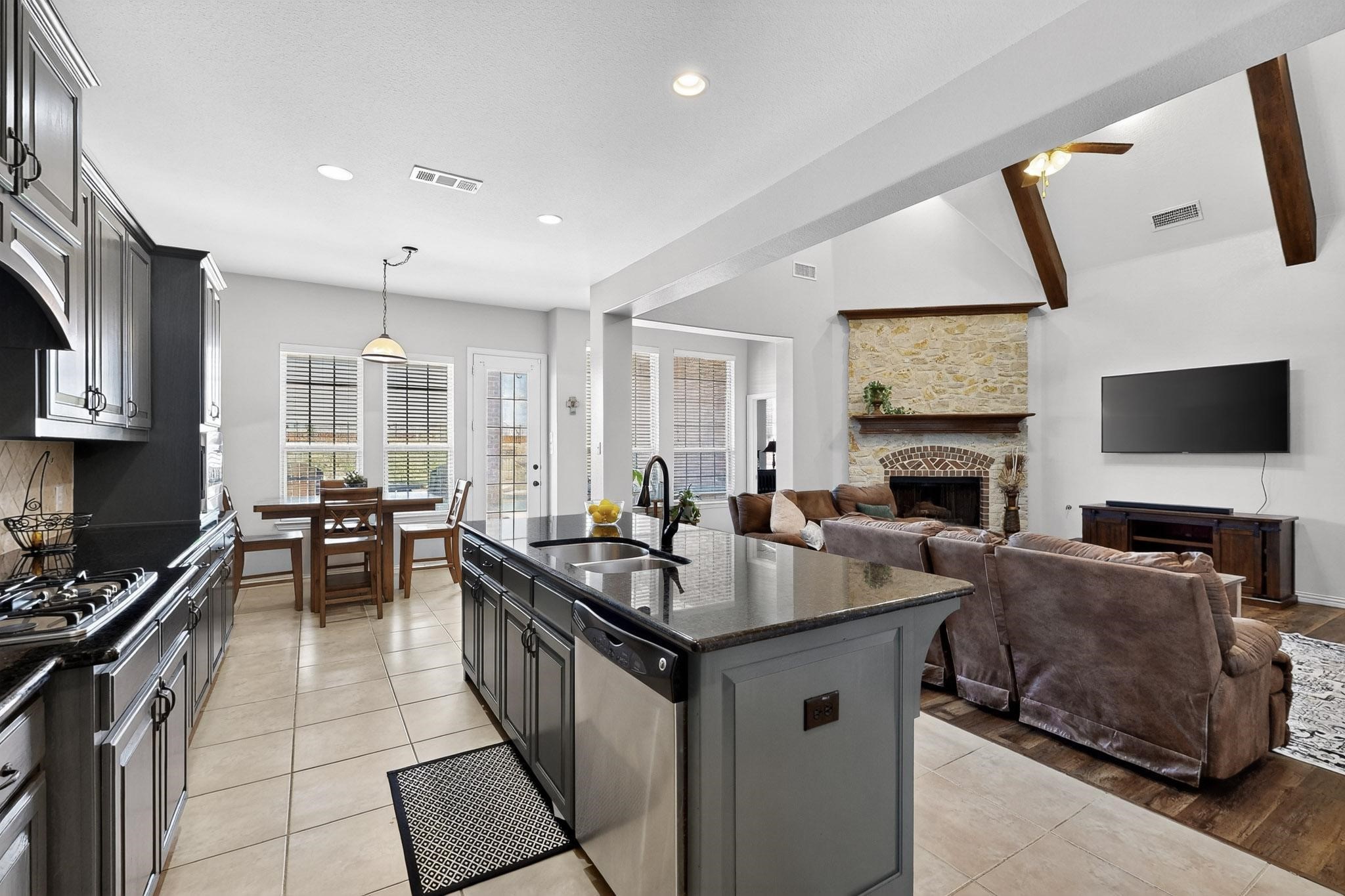 1240 Wedgewood Drive Forney TX 75126