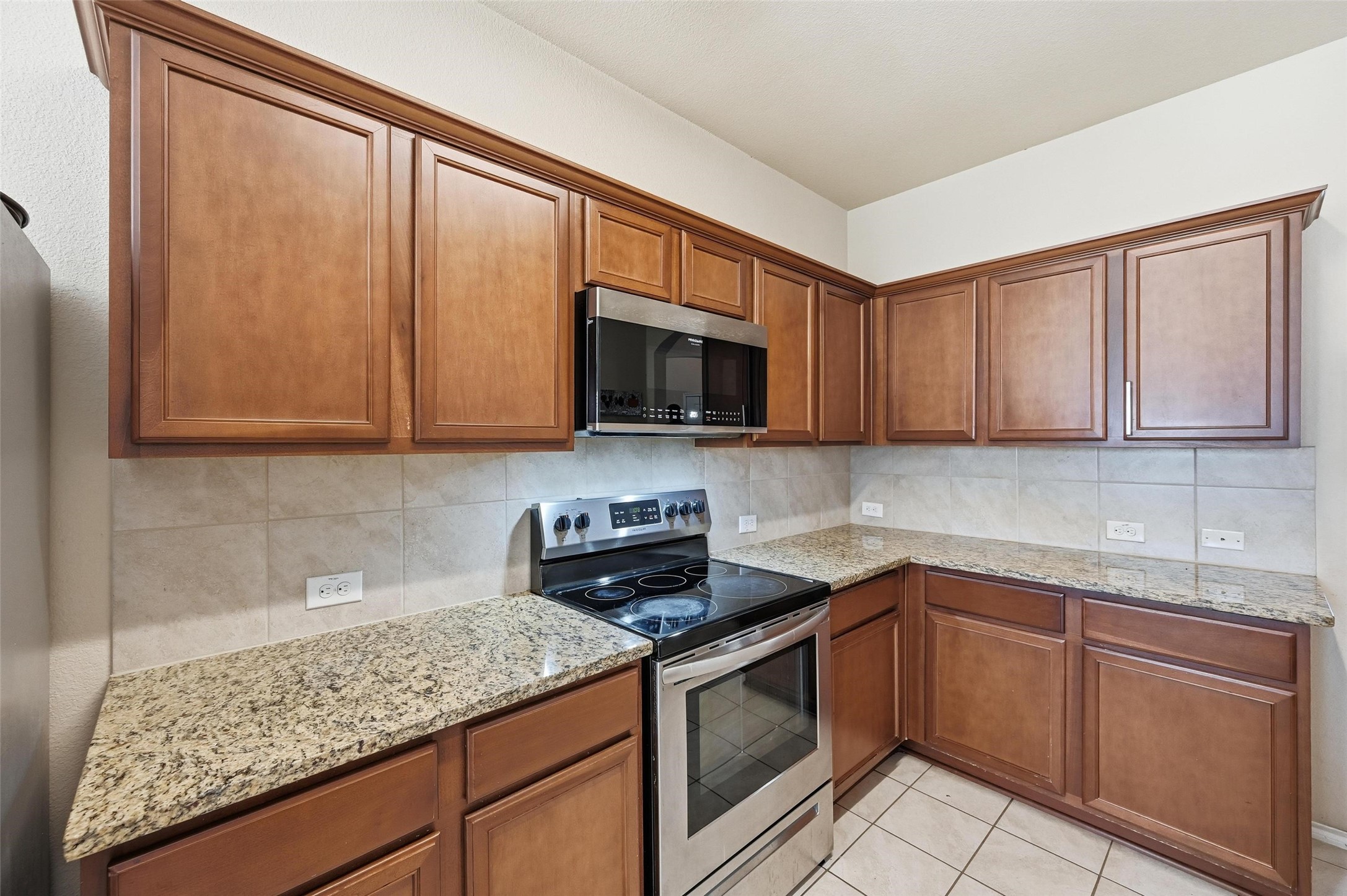 2020 Glen Hollow Drive Lancaster TX 75134