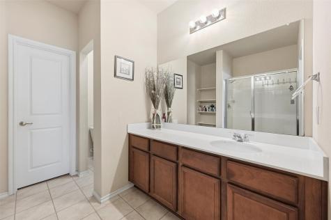 2020 Glen Hollow Drive Lancaster TX 75134