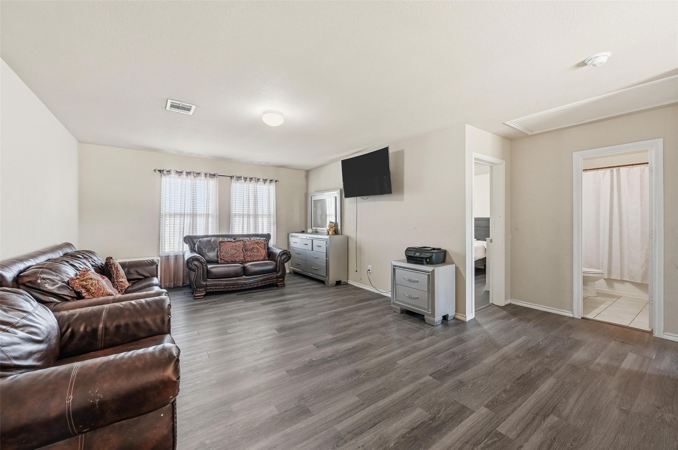 2020 Glen Hollow Drive Lancaster TX 75134