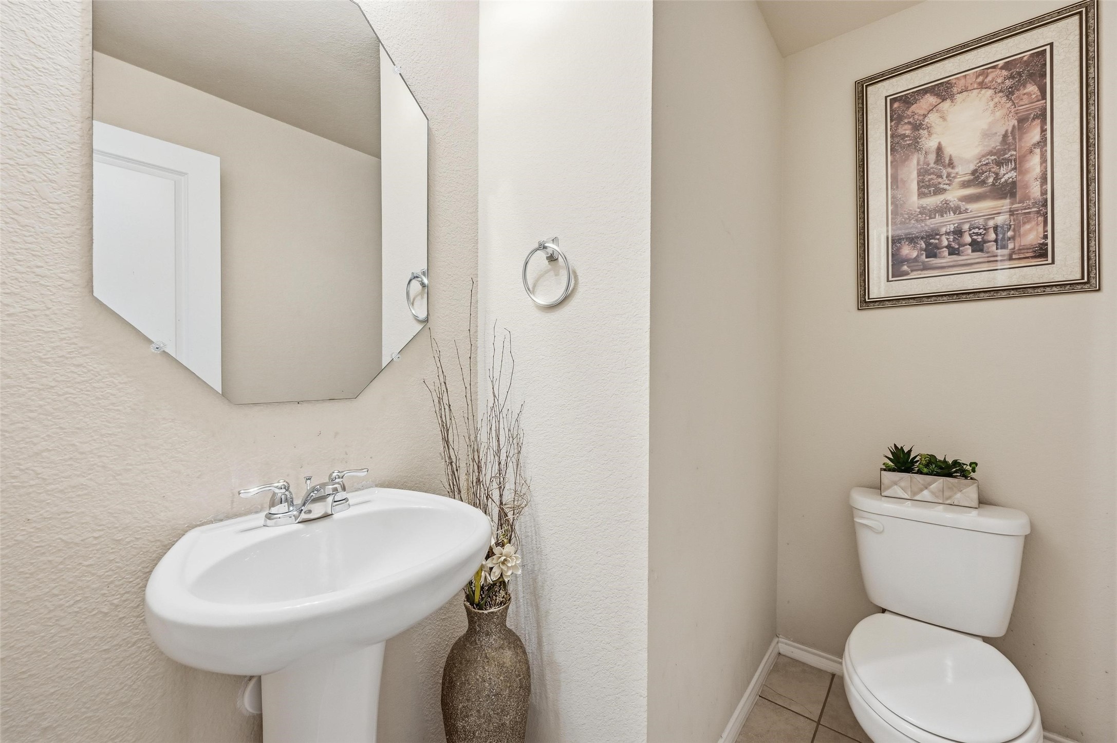 2020 Glen Hollow Drive Lancaster TX 75134
