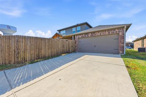 2020 Glen Hollow Drive Lancaster TX 75134