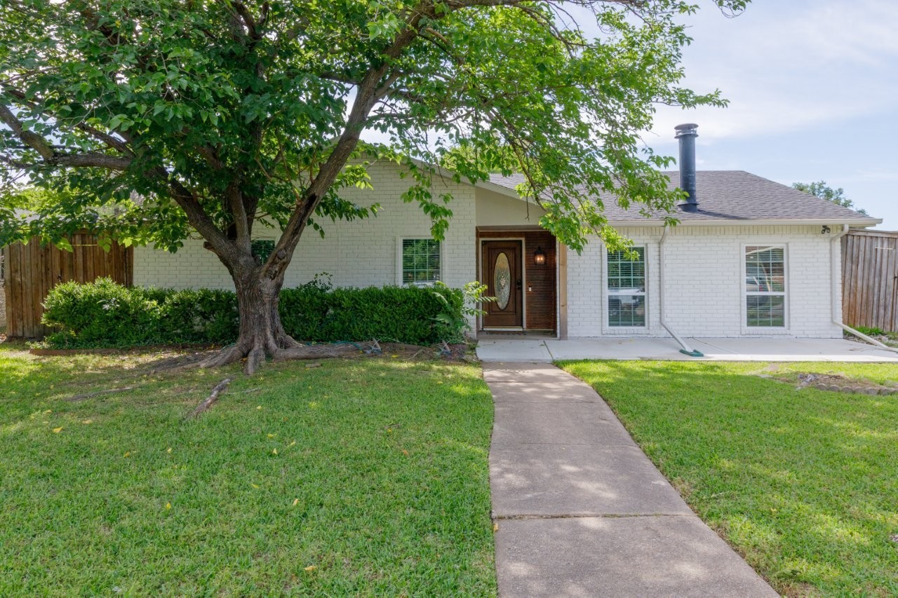 3510 Knoll Point Drive Garland TX 75043