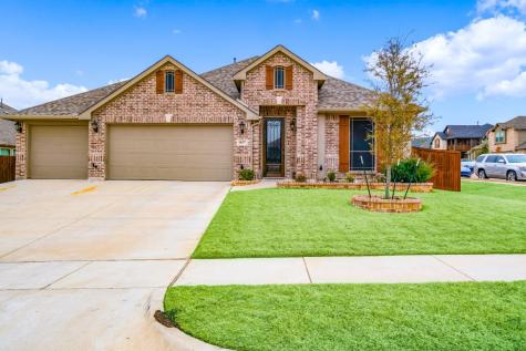 1057 English Oak Drive Burleson TX 76028