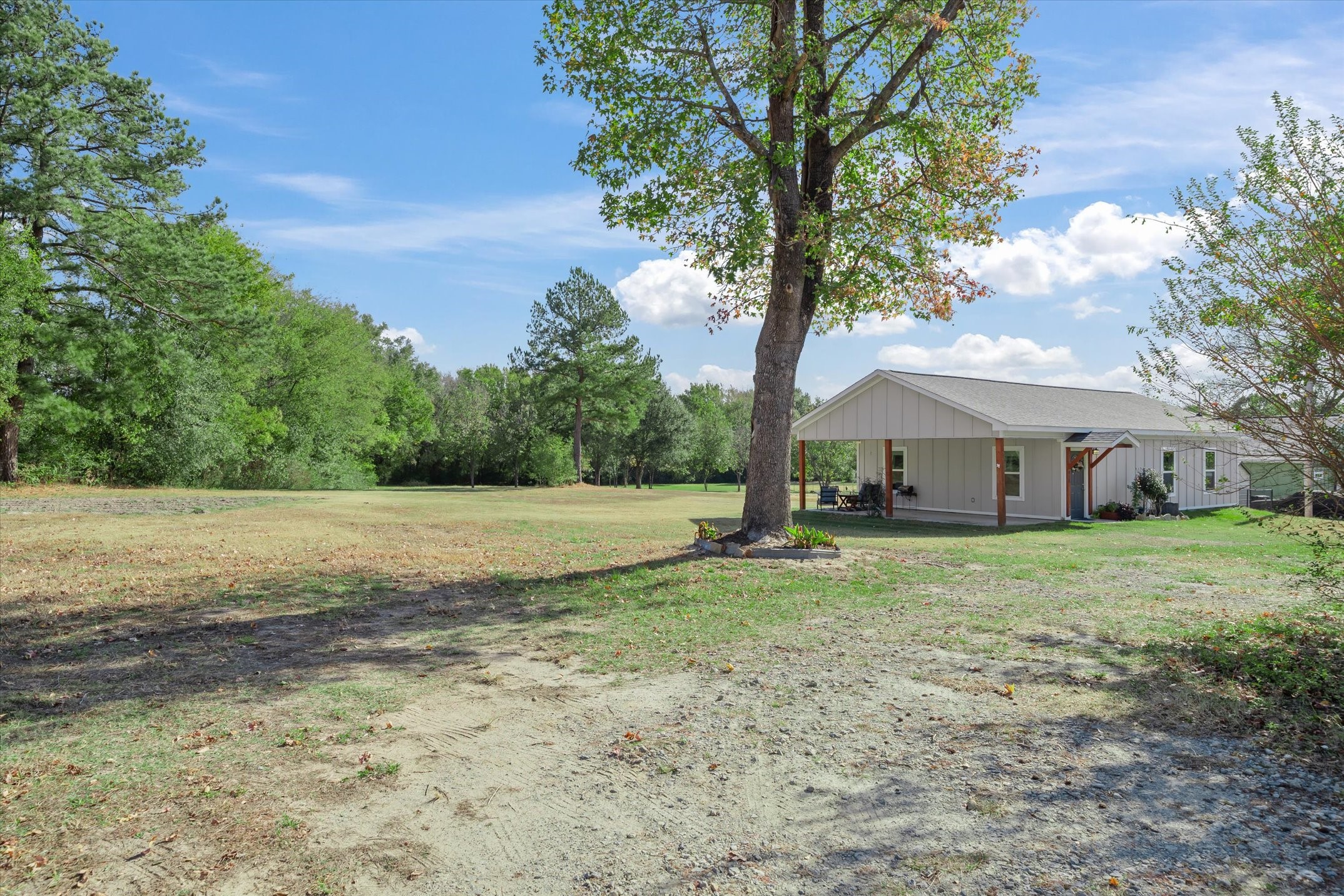 838 W Quitman Street Emory TX 75440
