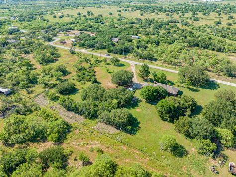 397 County Road 323 Breckenridge TX 76424