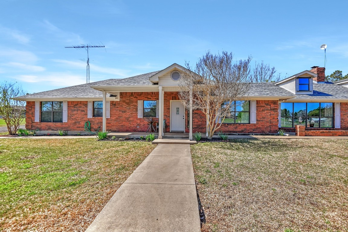 1905 Roland Road Whitesboro TX 76273