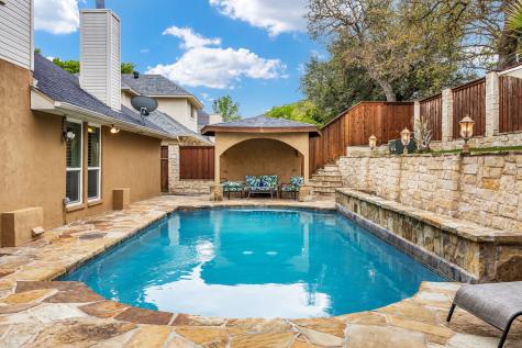 2853 Naples Drive Hurst TX 76054