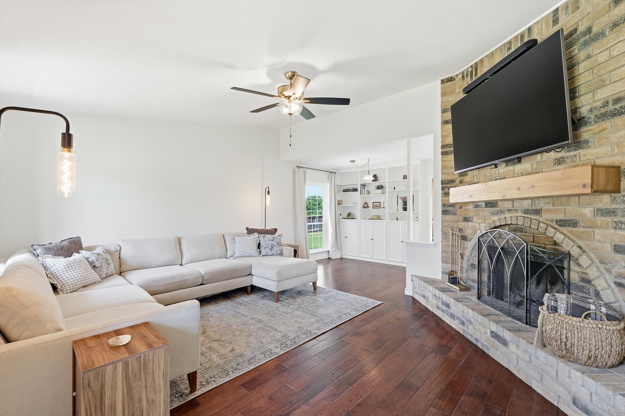 5025 Wheeler Circle The Colony TX 75056