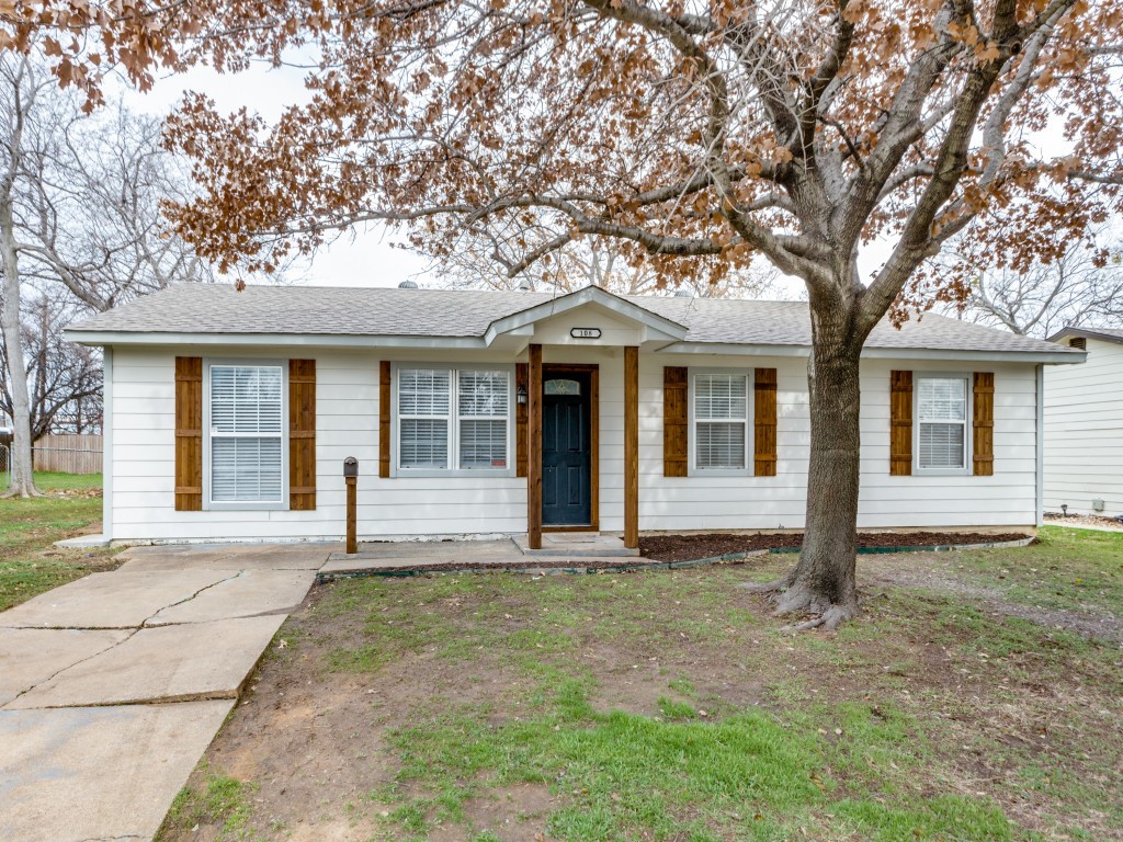 108 Falls Drive Euless TX 76039