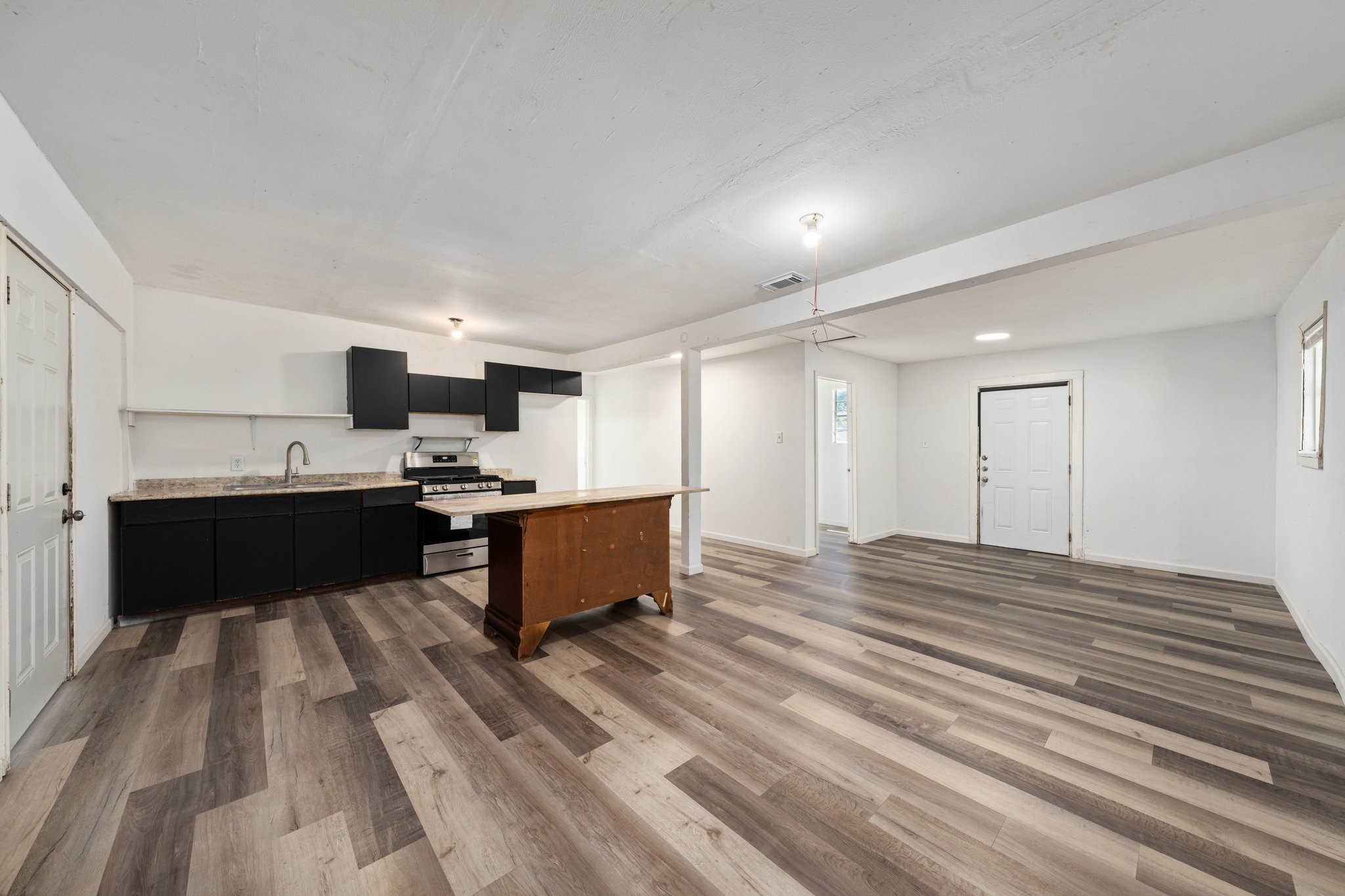 1623 Fresno Street Dallas TX 75217