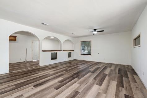 1623 Fresno Street Dallas TX 75217