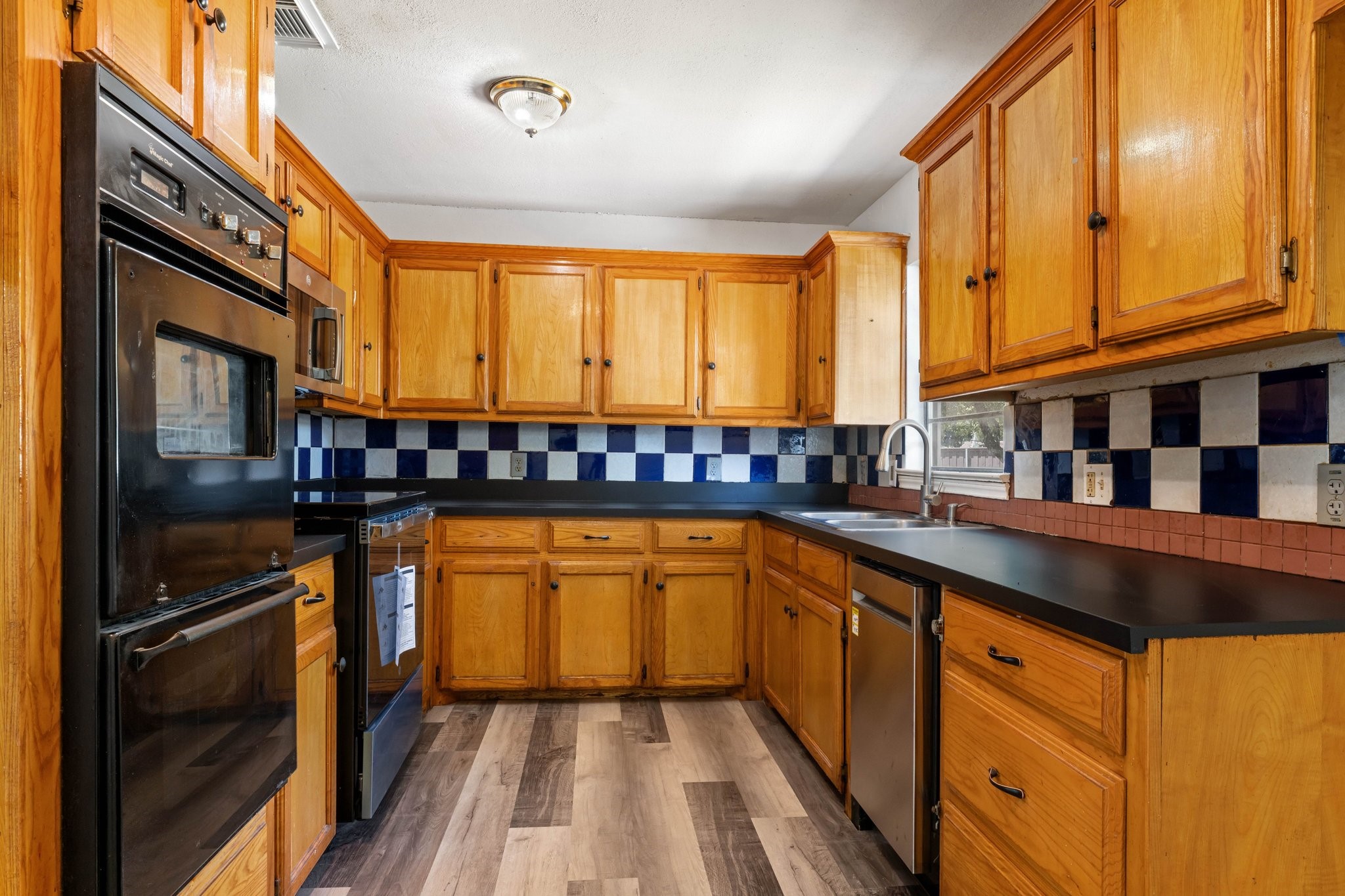 1623 Fresno Street Dallas TX 75217