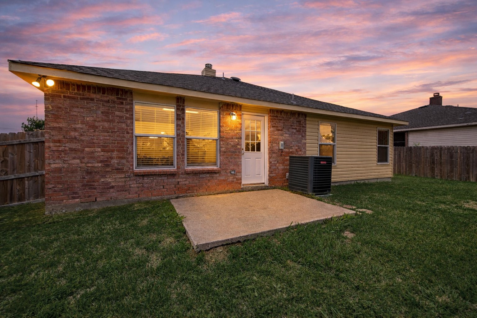 321 Briar Oaks Drive Royse City TX 75189