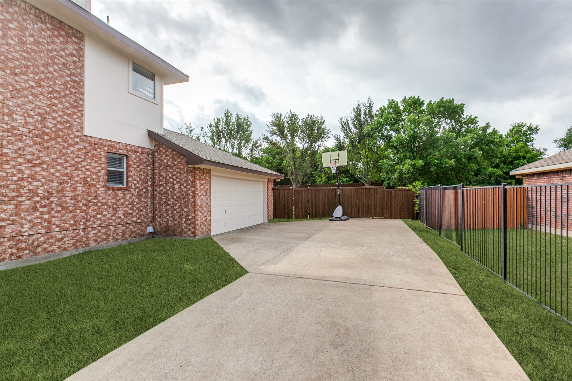 304 Elizabeth Trail Murphy TX 75094