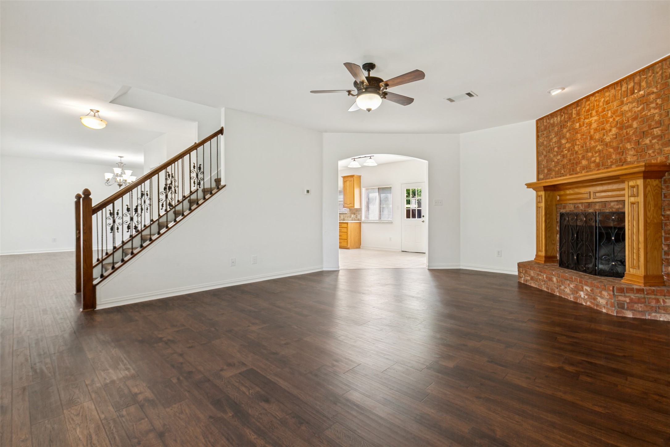 304 Elizabeth Trail Murphy TX 75094