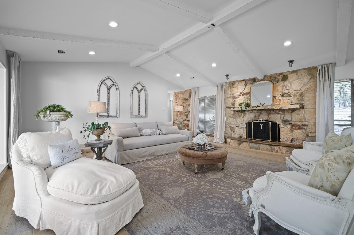 9048 Mercer Place Dallas TX 75228