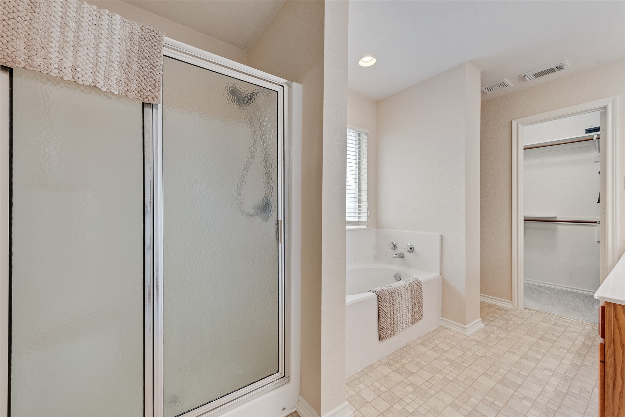 828 Greenview Court Aubrey TX 76227