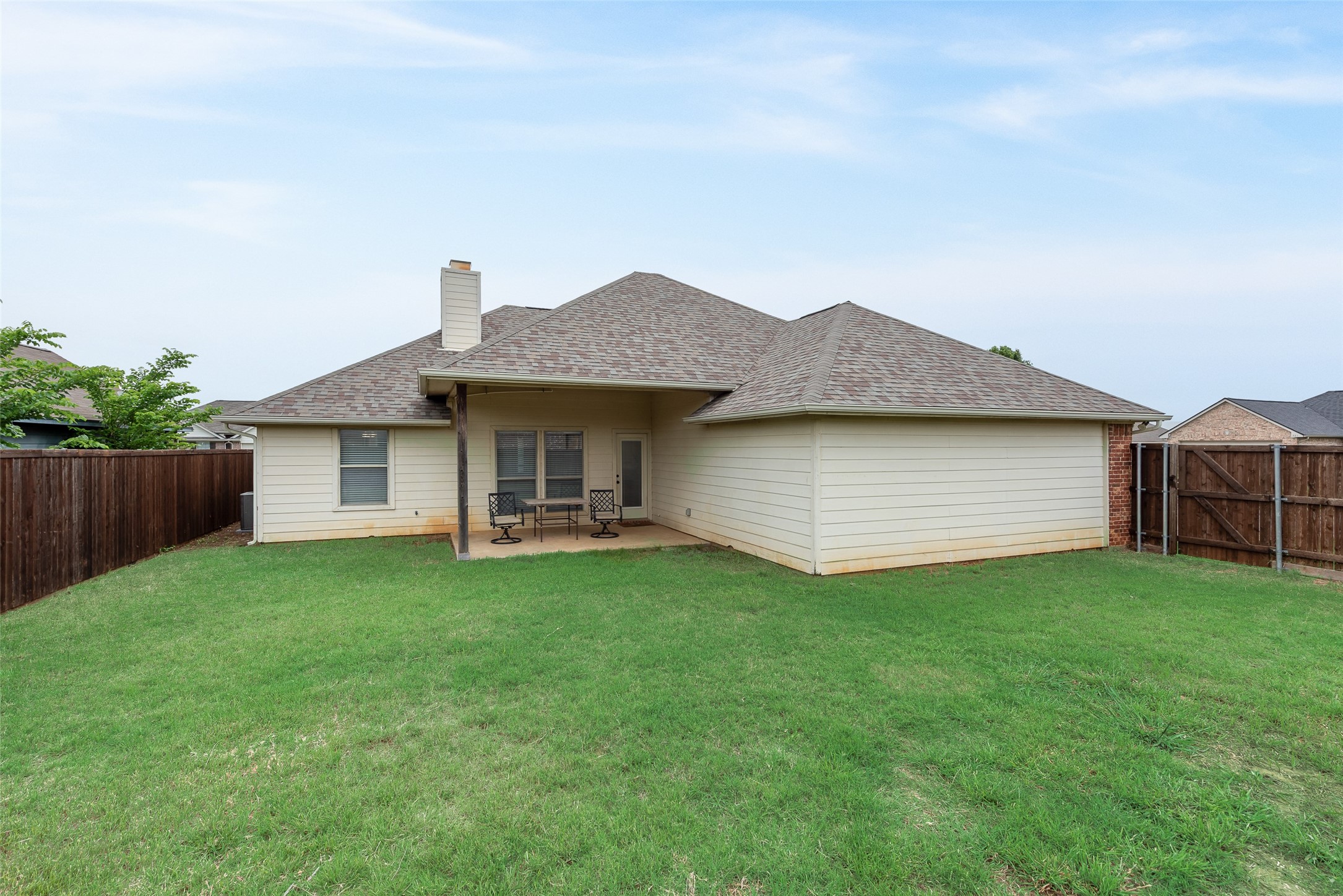 828 Greenview Court Aubrey TX 76227